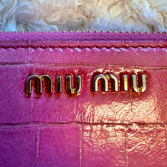 MIU MIU Pink Bubblegum Continental Soft Croc Italian Leather Long Zipper Wallet - Picture 4 of 12